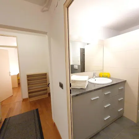 Apartma Eva Tour As *